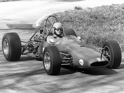 Richard Thwaites in the Brabham BT18-Buick at Prescott in May 1970. Copyright Ted Walker 2012. Used with permission. Richard Thwaites in the Brabham BT18-Buick at Prescott in May 1970. Copyright Ted Walker 2012. Used with permission.