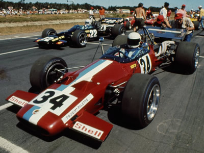 Teddy Pilette in the Racing Team V.D.S. McLaren M10B during the 1971 Tasman series. Copyright Ted Walker 2014. Used with permission. Teddy Pilette in the Racing Team V.D.S. McLaren M10B during the 1971 Tasman series. Copyright Ted Walker 2014. Used with permission.