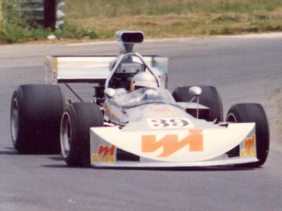 Gil Cameron in the M10B at Oran Park in Feb 1976. Copyright Glenn Moulds 2005. Used with permission. Gil Cameron in the M10B at Oran Park in Feb 1976. Copyright Glenn Moulds 2005. Used with permission.