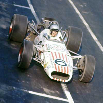 Paddy Driver in Doug Serrurier's Lola T140. Copyright Rob Young 2004. Used with permission. Paddy Driver in Doug Serrurier's Lola T140. Copyright Rob Young 2004. Used with permission.